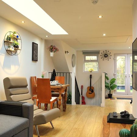 Top Floor Apartment In Islington ロンドン エクステリア 写真